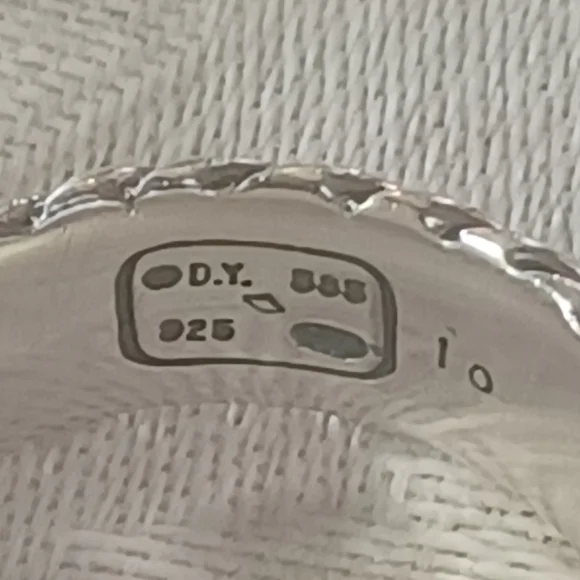 David Yurman Unisex Classic Cable Band Ring, SS & 14k, size 9.5 - Picture 6 of 9